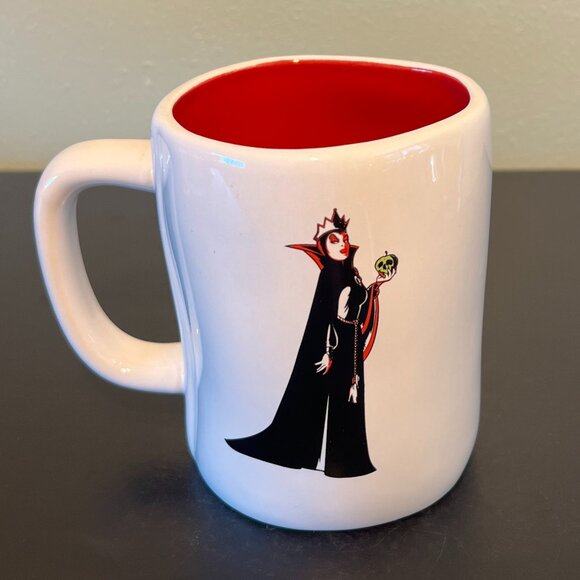 Rae Dunn MIRROR, MIRROR Evil Queen Snow White DISNEY VILLAINS Mug  ~ Magenta - Picture 7 of 11